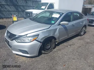 2018 Nissan Altima 2.5 SR with VIN 1N4AL3AP4JC229957, listed as a IAAI auction lot 41986417 with 179,879 mi miles. Bid and sale history available at carsss.com. Image 17.
