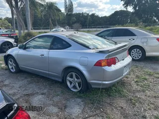 2004 Acura RSX z VIN JH4DC54874S003217, wystawiony jako Copart lot #51871005 z przebiegiem 133 903 mil mil oraz Czysty tytuł • Clean title. Historia ofert i sprzedaży dostępna na DreamBid. Obrazek 3.