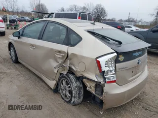 2010 Toyota Prius II with VIN JTDKN3DU1A1291631, listed as a IAAI auction lot 41465573 with 198,277 mi miles. Bid and sale history available at carsss.com. Image 3.
