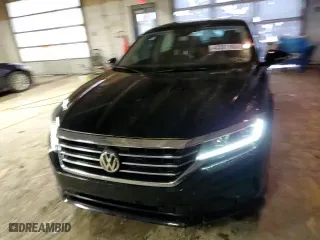 2020 Volkswagen Passat 2.0T SEL with VIN 1VWCA7A39LC003622, listed as a Copart auction lot 43281103 with 30,014 mi miles. Bid and sale history available at carsss.com. Image 11.