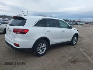 2019 Kia Sorento LX with VIN 5XYPG4A52KG489140, listed as a IAAI auction lot 41899973 with 131,257 mi miles and . Bid and sale history available at DreamBid. Image 4.
