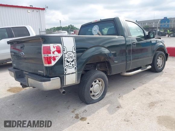 2013 Ford F-150 XL z VIN 1FTMF1CM2DFB81092, wystawiony jako IAAI lot #42364662 z przebiegiem 118 038 mil mil oraz . Historia ofert i sprzedaży dostępna na DreamBid. Obrazek 4.