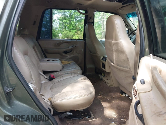 2001 Ford Expedition Eddie Bauer with VIN 1FMRU17W11LA02654, listed as a IAAI auction lot 42147534 with Not provided miles and . Bid and sale history available at DreamBid. Image 8.