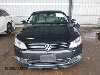 2012 Volkswagen Jetta TDI w/Premium & Nav with VIN 3VWLL7AJ8CM326549, listed as a IAAI auction lot 42748170 with 200,385 mi miles and . Bid and sale history available at DreamBid. Image 13.