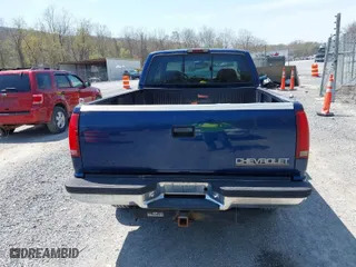 1998 Chevrolet C/K 1500 with VIN 2GCEK19R7W1265535, listed as a IAAI auction lot 42005362 with 297,940 mi miles. Bid and sale history available at carsss.com. Image 16.