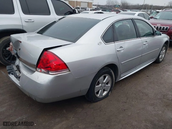 2009 Chevrolet Impala 3.5L LT with VIN 2G1WT57N691176884, listed as a IAAI auction lot 41516638 with NaN miles. Bid and sale history available at carsss.com. Image 4.