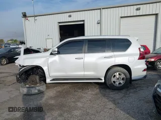 2021 Lexus GX 460 Premium with VIN JTJAM7BX8M5289419, listed as a IAAI auction lot 42037078 with 32,003 mi miles and . Bid and sale history available at DreamBid. Image 15.
