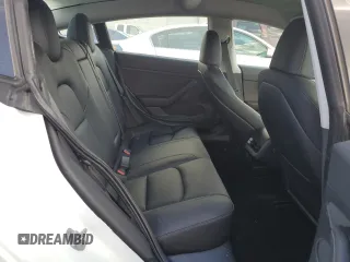 2023 Tesla Model 3 z VIN 5YJ3E1EA1PF598293, wystawiony jako Copart lot #78103684 z przebiegiem 18 805 mil mil oraz Szkoda całkowita • Salvage title. Historia ofert i sprzedaży dostępna na DreamBid. Obrazek 10.