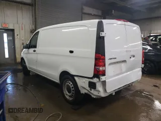 2022 Mercedes-Benz Metris Cargo z VIN W1YV0BEY1N4149965, wystawiony jako Copart lot #45751045 z przebiegiem 44 750 mil mil oraz Szkoda całkowita • Salvage title. Historia ofert i sprzedaży dostępna na DreamBid. Obrazek 2.