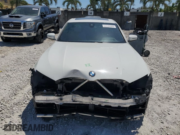 2019 BMW 3 Series 330i with VIN 3MW5R1J56K8A04250, listed as a Copart auction lot 53336355 with 105,543 mi miles and Salvage Title. Bid and sale history available at carsss.com. Image 5.