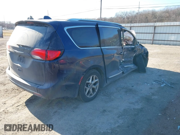 2018 Chrysler Pacifica Touring L z VIN 2C4RC1BGXJR127280, wystawiony jako IAAI lot #41374468 z przebiegiem Nie podano mil oraz . Historia ofert i sprzedaży dostępna na DreamBid. Obrazek 4.