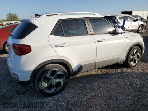2021 Hyundai Venue SEL z VIN KMHRC8A3XMU063820, wystawiony jako Copart lot #50095625 z przebiegiem 25 348 mil mil oraz Czysty tytuł • Clean title. Historia ofert i sprzedaży dostępna na DreamBid. Obrazek 3.