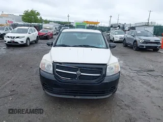 2007 Dodge Caliber SXT z VIN 1B3HB48B57D202346, wystawiony jako IAAI lot #42331290 z przebiegiem 182 814 mil mil oraz . Historia ofert i sprzedaży dostępna na DreamBid. Obrazek 13.