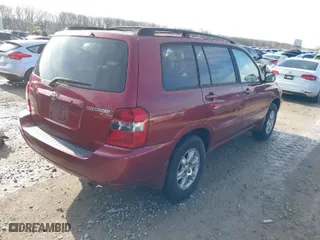 2006 Toyota Highlander w/3rd Row with VIN JTEDP21A060126282, listed as a IAAI auction lot 41872852 with 70,000 mi miles. Bid and sale history available at carsss.com. Image 4.