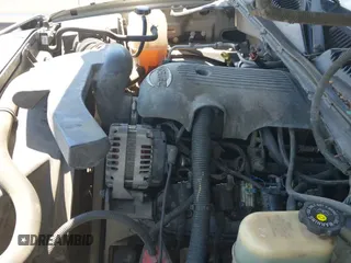 2002 Chevrolet Avalanche с VIN 3GNEK13T62G139311, выставлен на аукционе IAAI как лот 42903779 с пробегом 273 084 миль миль и . История ставок и продаж доступна на DreamBid. Изображение 18.