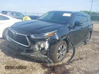 2021 Toyota Highlander XLE with VIN 5TDHZRBH3MS523919, listed as a IAAI auction lot 42264788 with 175,450 mi miles and . Bid and sale history available at DreamBid. Image 17.