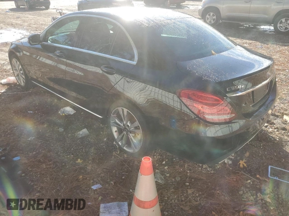 2018 Mercedes-Benz C 350e с VIN 55SWF4HBXJU270666, выставлен на аукционе Copart как лот 77247313 с пробегом 42 828 миль миль и . История ставок и продаж доступна на DreamBid. Изображение 2.