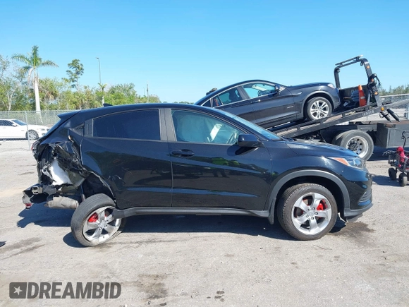 2021 Honda HR-V LX with VIN 3CZRU5H33MM726939, listed as a IAAI auction lot 41742626 with 52,086 mi miles. Bid and sale history available at carsss.com. Image 13.
