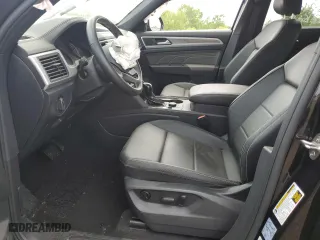 2021 Volkswagen Atlas Cross Sport 2.0T SE with VIN 1V2LC2CA5MC200203, listed as a Copart auction lot 58023304 with 53,392 mi miles and Salvage Title. Bid and sale history available at carsss.com. Image 7.