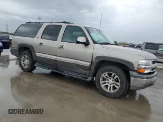 2001 Chevrolet Suburban LS with VIN 1GNEC16T01J293129, listed as a Copart auction lot 50886925 with 337,055 mi miles and Salvage Title. Bid and sale history available at carsss.com. Image 4.