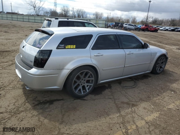 2005 Dodge Magnum RT with VIN 2D8GV582X5H585242, listed as a Copart auction lot 52991445 with 170,968 mi miles and Clean Title. Bid and sale history available at carsss.com. Image 3.