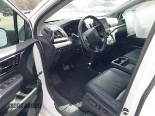 2022 Honda Odyssey Touring with VIN 5FNRL6H84NB062604, listed as a IAAI auction lot 41724006 with 41,351 mi miles and . Bid and sale history available at DreamBid. Image 5.