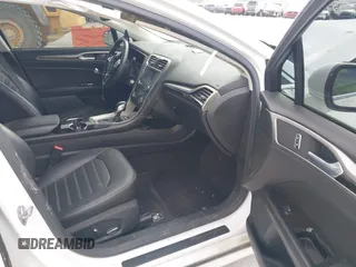 2015 Ford Fusion SE with VIN 3FA6P0HD7FR132006, listed as a IAAI auction lot 41834816 with 131,257 mi miles. Bid and sale history available at carsss.com. Image 5.