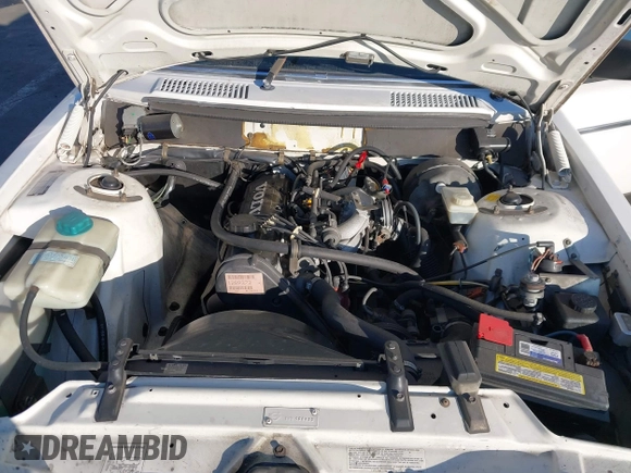 1990 Volvo 240 z VIN YV1AA8846L1429028, wystawiony jako IAAI lot #41370630 z przebiegiem 132 354 mil mil oraz . Historia ofert i sprzedaży dostępna na DreamBid. Obrazek 10.