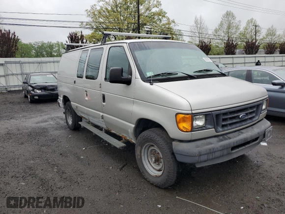 2003 Ford Econoline Cargo with VIN 1FTNE24L33HB73671, listed as a Copart auction lot 55530295 with 181,102 mi miles and Clean Title. Bid and sale history available at DreamBid. Image 4.