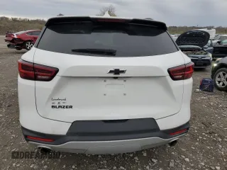 2024 Chevrolet Blazer LT z VIN 3GNKBCR4XRS207521, wystawiony jako Copart lot #51291885 z przebiegiem 20 953 mil mil oraz Szkoda całkowita • Salvage title. Historia ofert i sprzedaży dostępna na DreamBid. Obrazek 6.