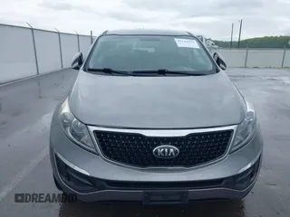 2015 Kia Sportage LX with VIN KNDPB3AC1F7784479, listed as a IAAI auction lot 42124599 with 137,190 mi miles and . Bid and sale history available at carsss.com. Image 6.