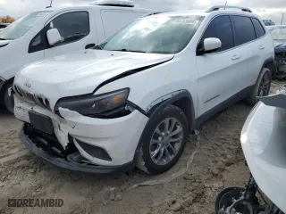 2019 Jeep Cherokee Altitude with VIN 1C4PJLLB2KD202599, listed as a Copart auction lot 84103084 with 183,249 mi miles and Salvage Title. Bid and sale history available at carsss.com. Image 1.