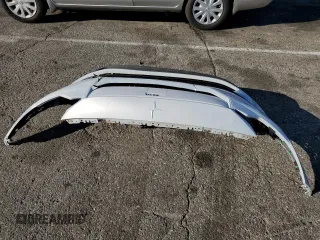 2024 Polestar 2 z VIN YSMFD3KA1RL219054, wystawiony jako Copart lot #46366205 z przebiegiem 15 134 mil mil oraz Szkoda całkowita • Salvage title. Historia ofert i sprzedaży dostępna na DreamBid. Obrazek 14.