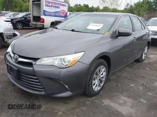 2015 Toyota Camry XLE z VIN 4T1BF1FKXFU003359, wystawiony jako IAAI lot #42309837 z przebiegiem 229 701 mil mil oraz . Historia ofert i sprzedaży dostępna na DreamBid. Obrazek 17.