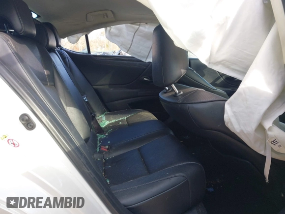 2019 Lexus ES 350 z VIN 58ABZ1B15KU046904, wystawiony jako IAAI lot #41585313 z przebiegiem 105 650 mil mil oraz . Historia ofert i sprzedaży dostępna na DreamBid. Obrazek 8.