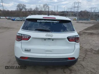 2024 Jeep Compass Sport z VIN 3C4NJDAN2RT157145, wystawiony jako IAAI lot #41456201 z przebiegiem 6 943 mil mil oraz . Historia ofert i sprzedaży dostępna na DreamBid. Obrazek 16.