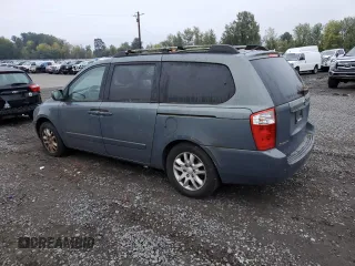 2006 Kia Sedona LX with VIN KNDMB233566097439, listed as a Copart auction lot 77644254 with 124,158 mi miles and Clean Title. Bid and sale history available at carsss.com. Image 2.