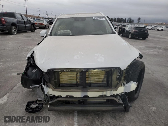 2021 Volvo XC90 Inscription Expression with VIN YV4BR00K8M1736875, listed as a Copart auction lot 69825752 with 15,710 mi miles. Bid and sale history available at carsss.com. Image 5.