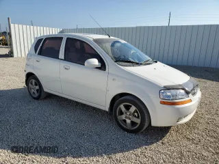 2008 Chevrolet Aveo LT z VIN KL1TG65678B188497, wystawiony jako Copart lot #44501275 z przebiegiem 195 139 mil mil oraz Czysty tytuł • Clean title. Historia ofert i sprzedaży dostępna na DreamBid. Obrazek 4.