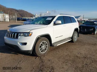 2018 Jeep Grand Cherokee Laredo E with VIN 1C4RJFAG0JC298441, listed as a IAAI auction lot 41748555 with 144,606 mi miles. Bid and sale history available at carsss.com. Image 18.