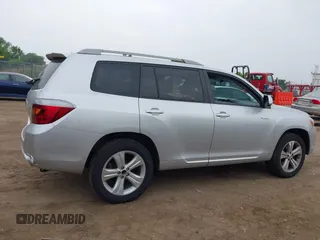 2008 Toyota Highlander Sport with VIN JTEES43AX82033014, listed as a IAAI auction lot 42517366 with 245,368 mi miles and . Bid and sale history available at DreamBid. Image 13.