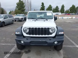 2025 Jeep Wrangler Sport S with VIN 1C4PJXDN0SW524002, listed as a IAAI auction lot 41625940 with 1,924 mi miles and . Bid and sale history available at DreamBid. Image 12.
