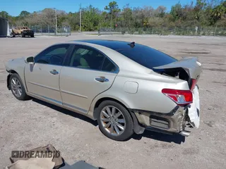 2010 Lexus ES 330 z VIN JTHBK1EG4A2409170, wystawiony jako IAAI lot #41742972 z przebiegiem 149 313 mil mil oraz . Historia ofert i sprzedaży dostępna na DreamBid. Obrazek 3.
