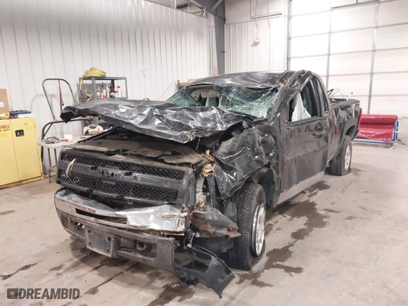 2010 Chevrolet Silverado 1500 LT with VIN 1GCSKSE34AZ162941, listed as a IAAI auction lot 40859139 with 0 mi miles. Bid and sale history available at carsss.com. Image 6.