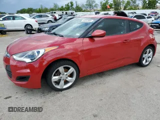 2015 Hyundai Veloster z VIN KMHTC6AD6FU236156, wystawiony jako Copart lot #55332985 z przebiegiem 156 649 mil mil oraz Szkoda całkowita • Salvage title. Historia ofert i sprzedaży dostępna na DreamBid. Obrazek 1.