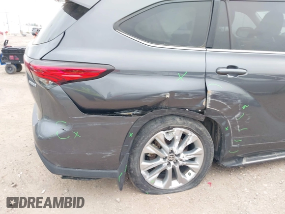 2021 Toyota Highlander Hybrid Limited with VIN 5TDYARAH0MS505144, listed as a IAAI auction lot 41804501 with 40,907 mi miles and . Bid and sale history available at DreamBid. Image 17.