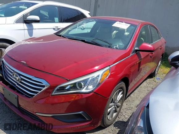 2016 Hyundai Sonata SE with VIN 5NPE24AF0GH379413, listed as a IAAI auction lot 42051299 with 101,781 mi miles and . Bid and sale history available at carsss.com. Image 2.