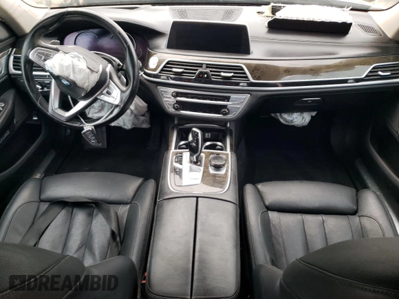 2017 BMW 7 Series 740i with VIN WBA7E2C52HG739521, listed as a Copart auction lot 64263324 with 0 mi miles and Salvage Title. Bid and sale history available at carsss.com. Image 8.