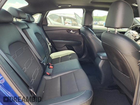 2021 Kia Forte GT-Line with VIN 3KPF34AD1ME342001, listed as a Copart auction lot 62531695 with 40,448 mi miles and Salvage title. Bid and sale history available at DreamBid. Image 10.