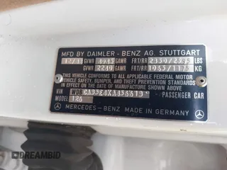 1989 Mercedes-Benz 420 Series 420SEL with VIN WDBCA35E4KA456613, listed as a IAAI auction lot 41145650 with 199,599 mi miles. Bid and sale history available at carsss.com. Image 9.